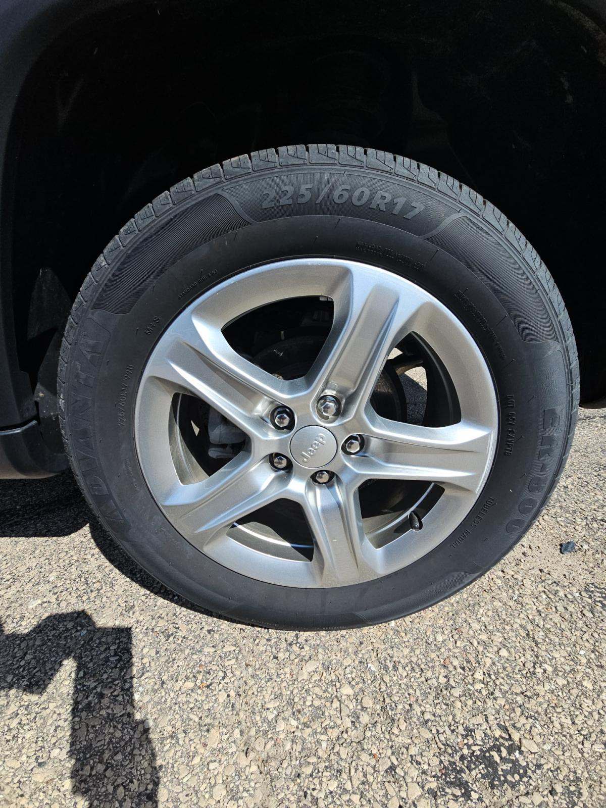 2023 Jeep Compass Latitude AWD
