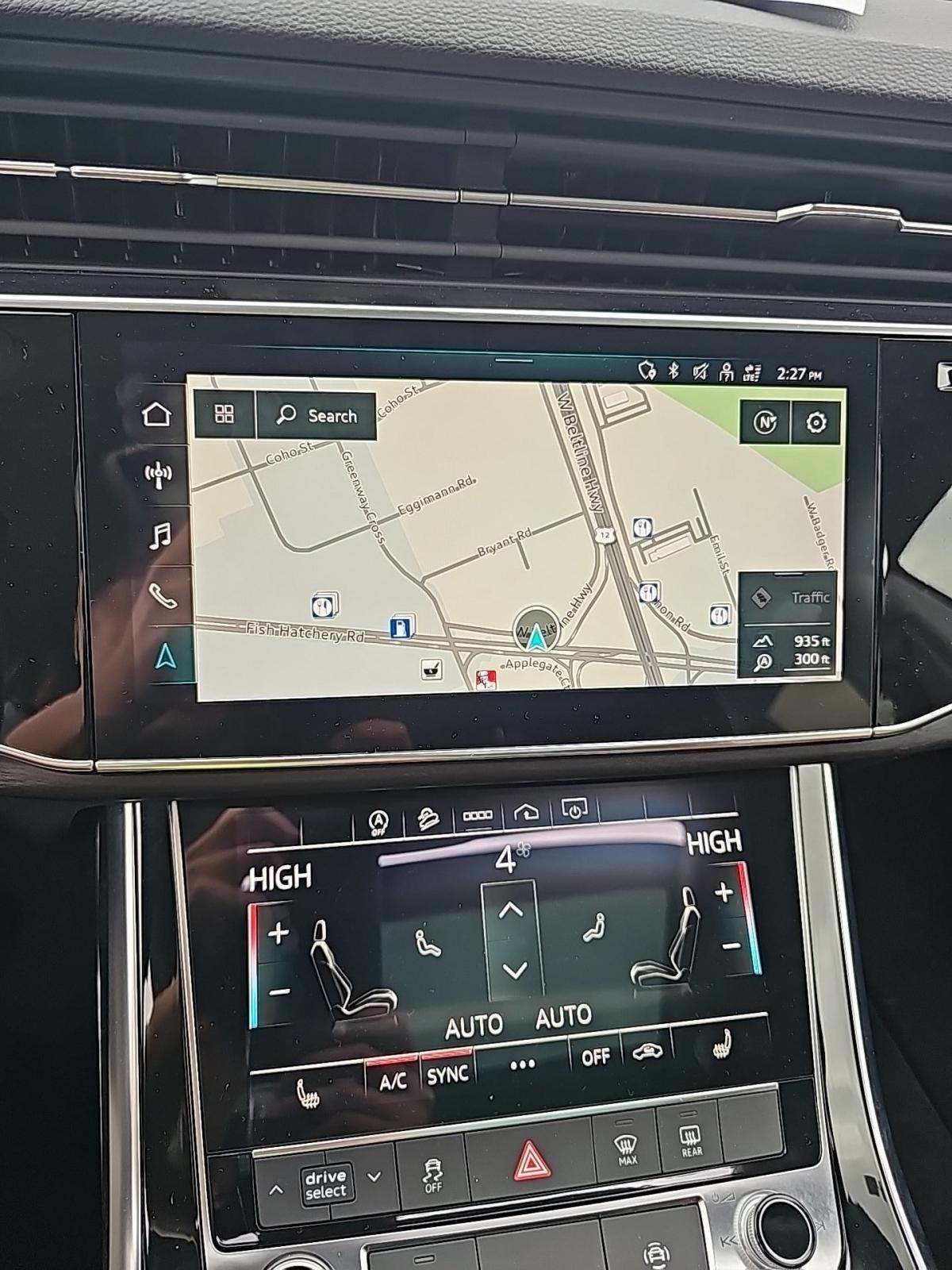 2022 Audi Q8 Premium AWD