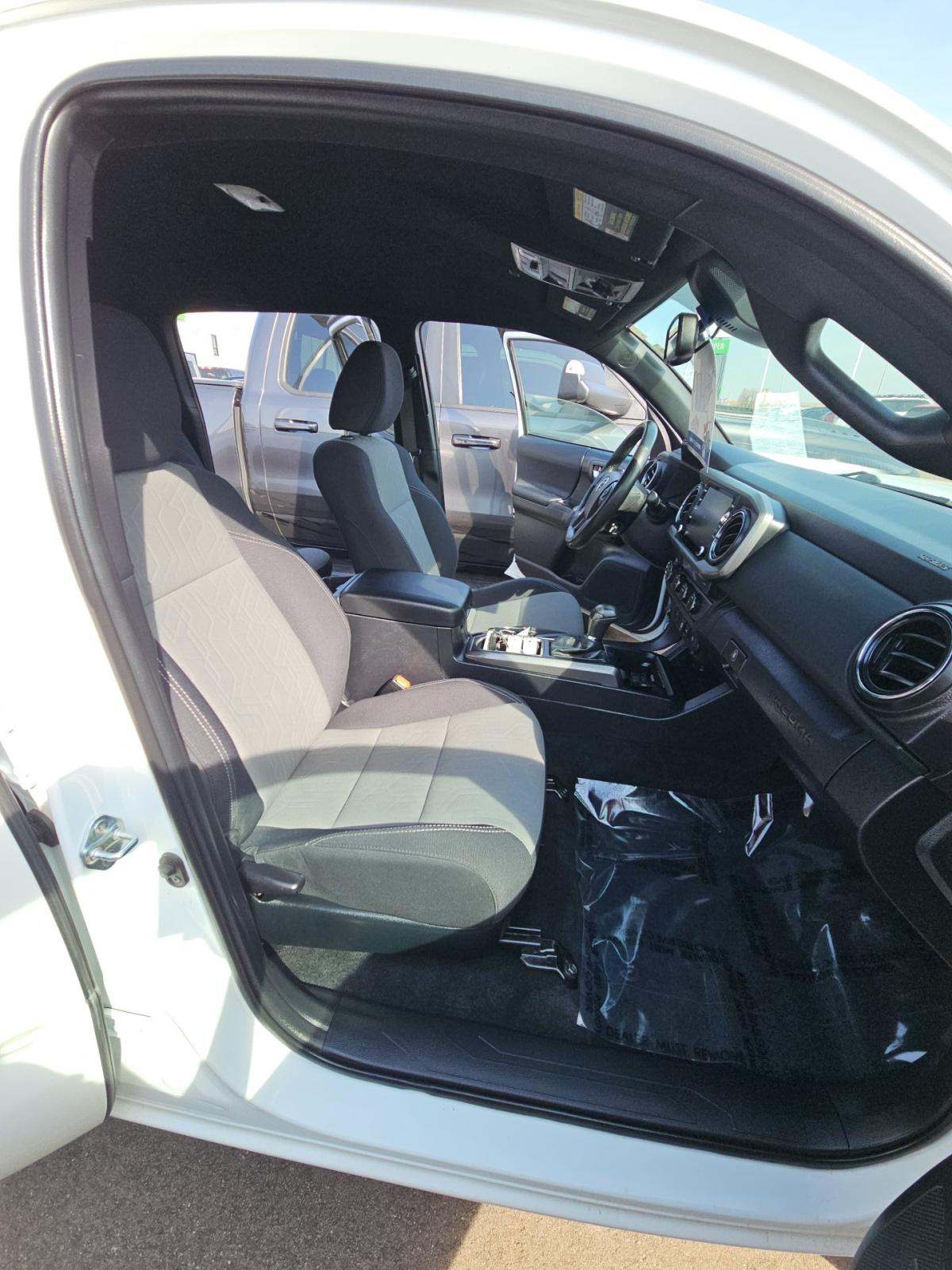 2022 Toyota Tacoma TRD Off-Road AWD