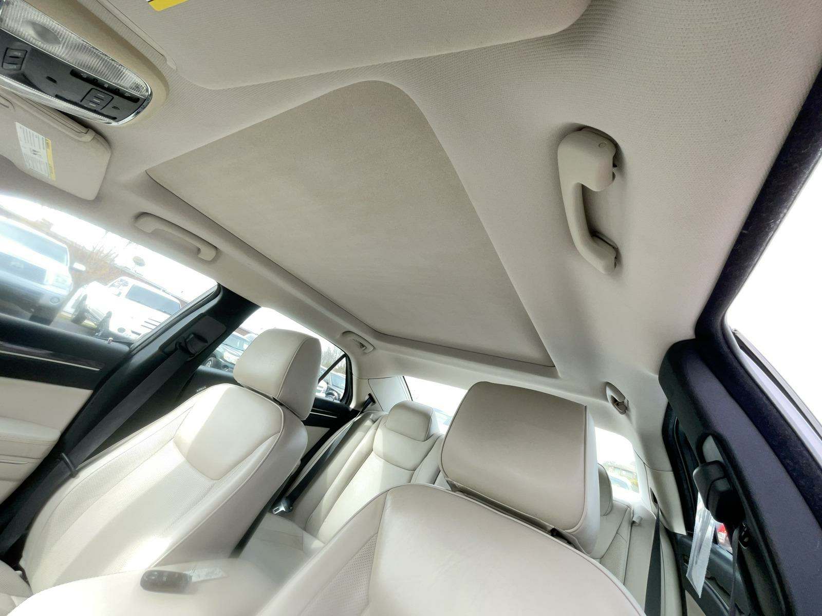 2016 Chrysler 300 C RWD