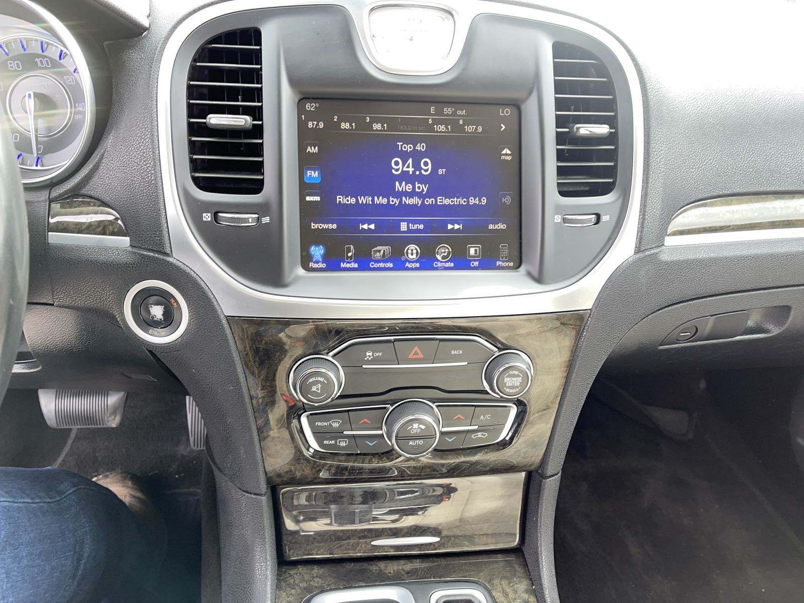 2016 Chrysler 300 C RWD