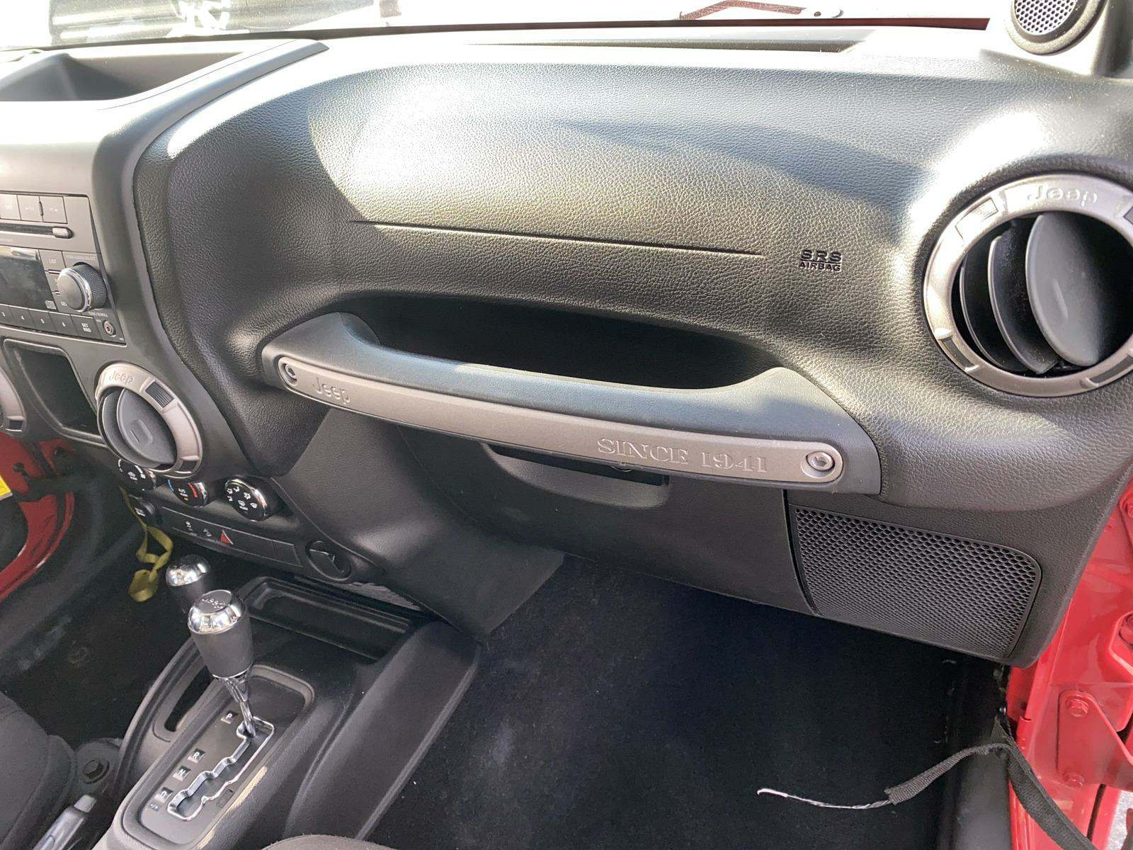 2014 Jeep Wrangler Sport AWD