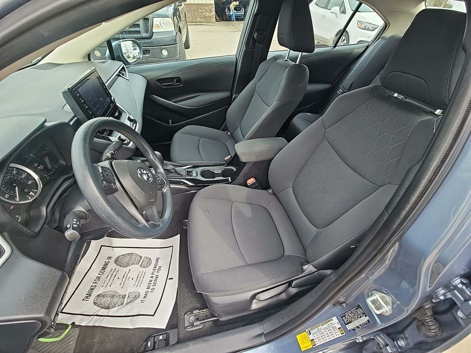 2022 Toyota Corolla LE FWD