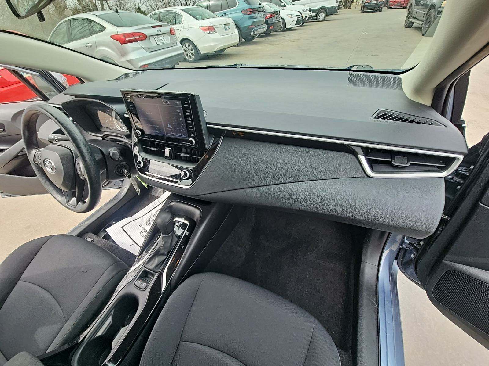 2022 Toyota Corolla LE FWD