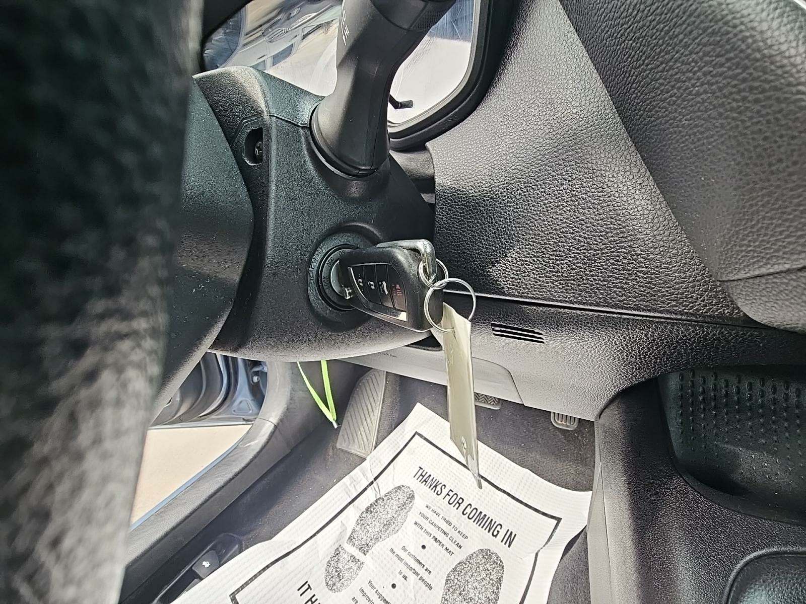 2022 Toyota Corolla LE FWD