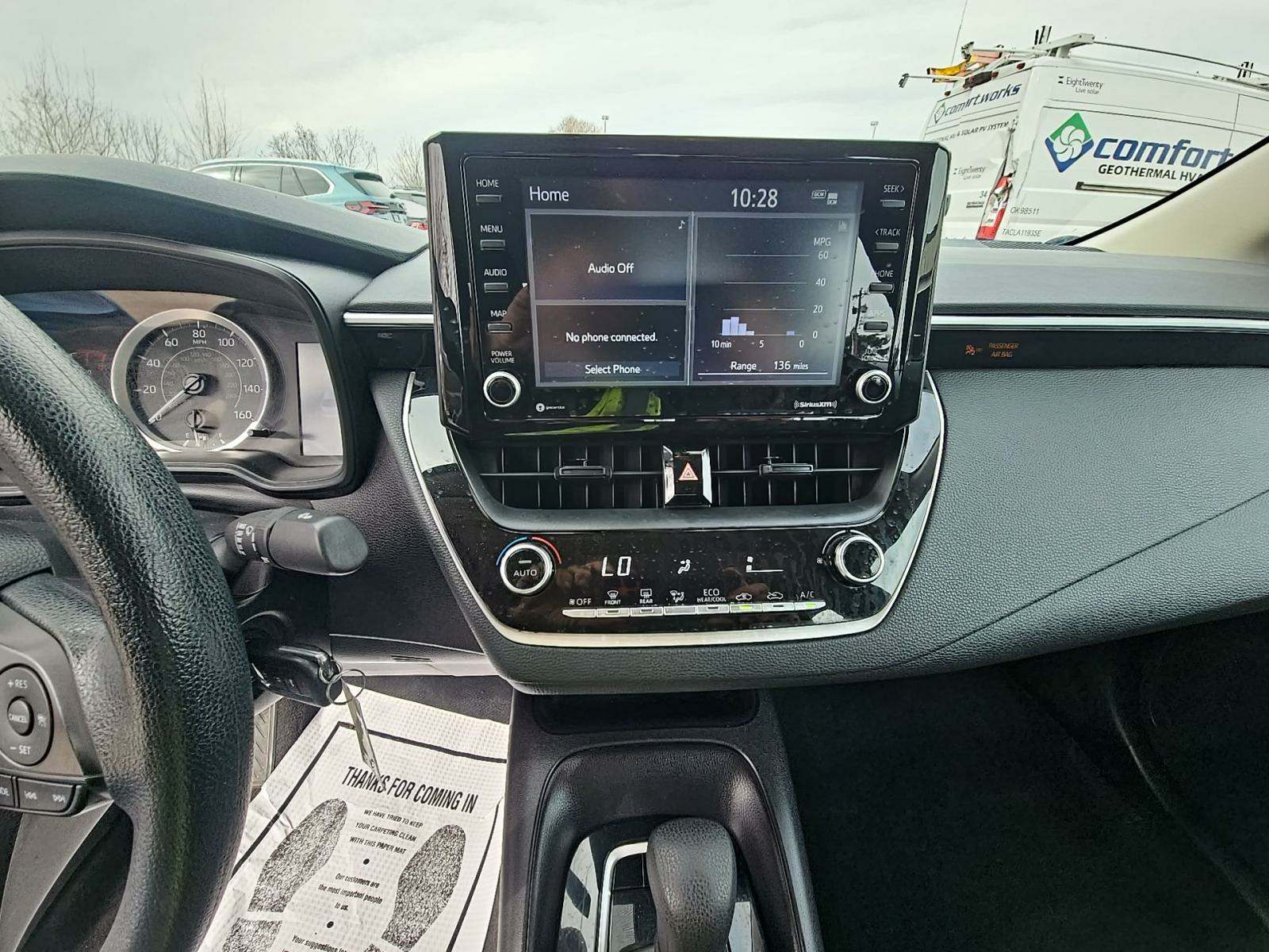 2022 Toyota Corolla LE FWD