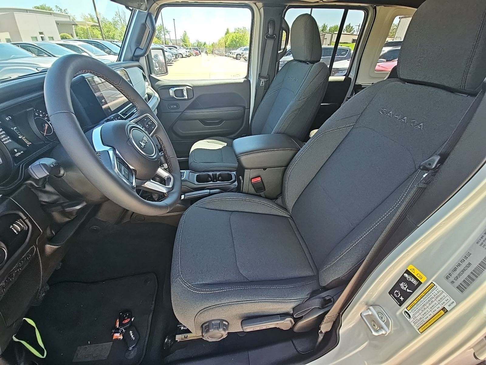 2024 Jeep Wrangler Sahara AWD