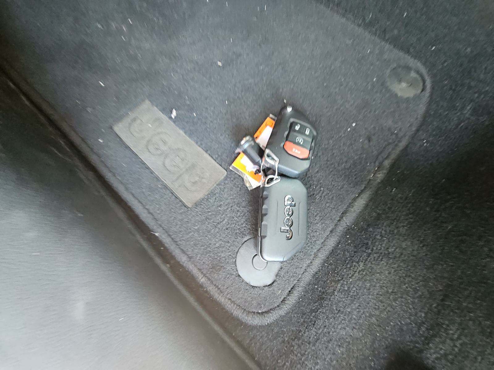 2024 Jeep Wrangler Sahara AWD