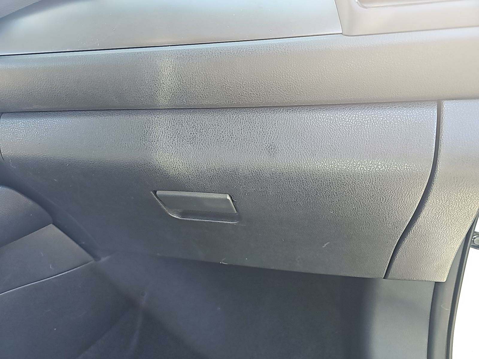 2018 Nissan LEAF S FWD