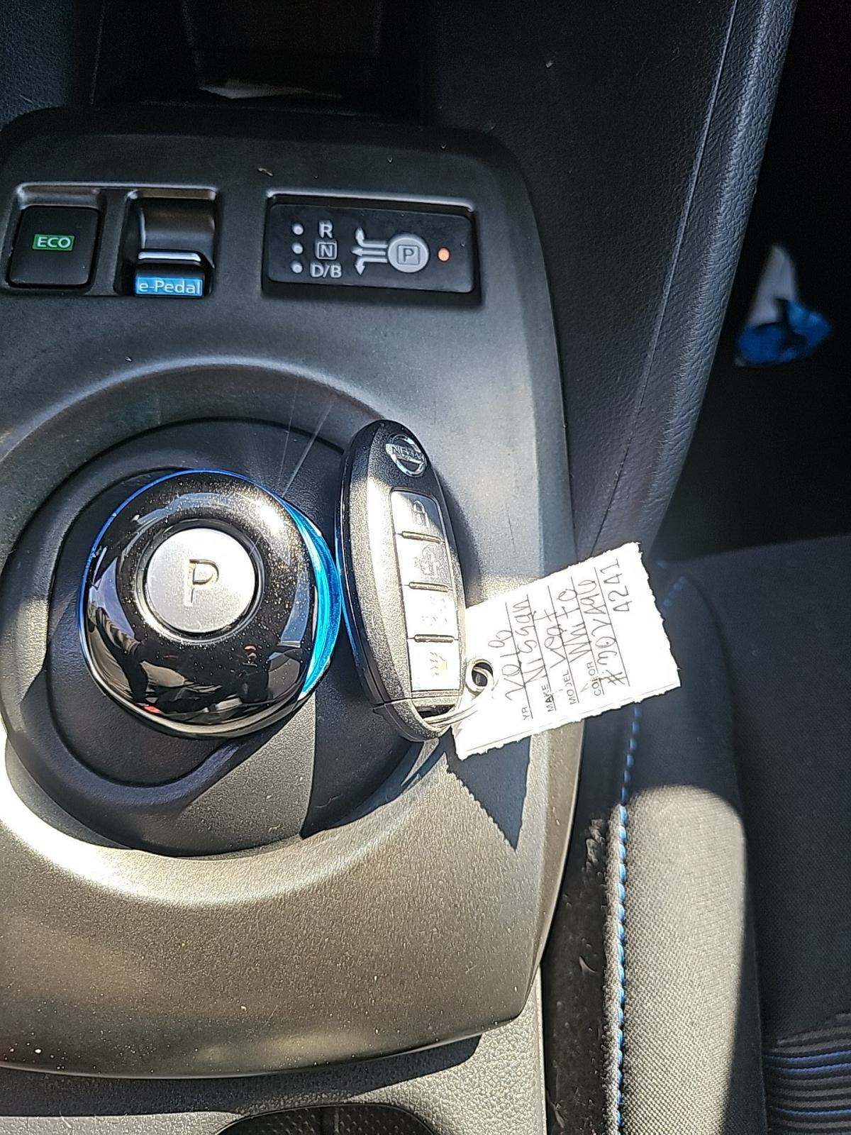 2018 Nissan LEAF S FWD