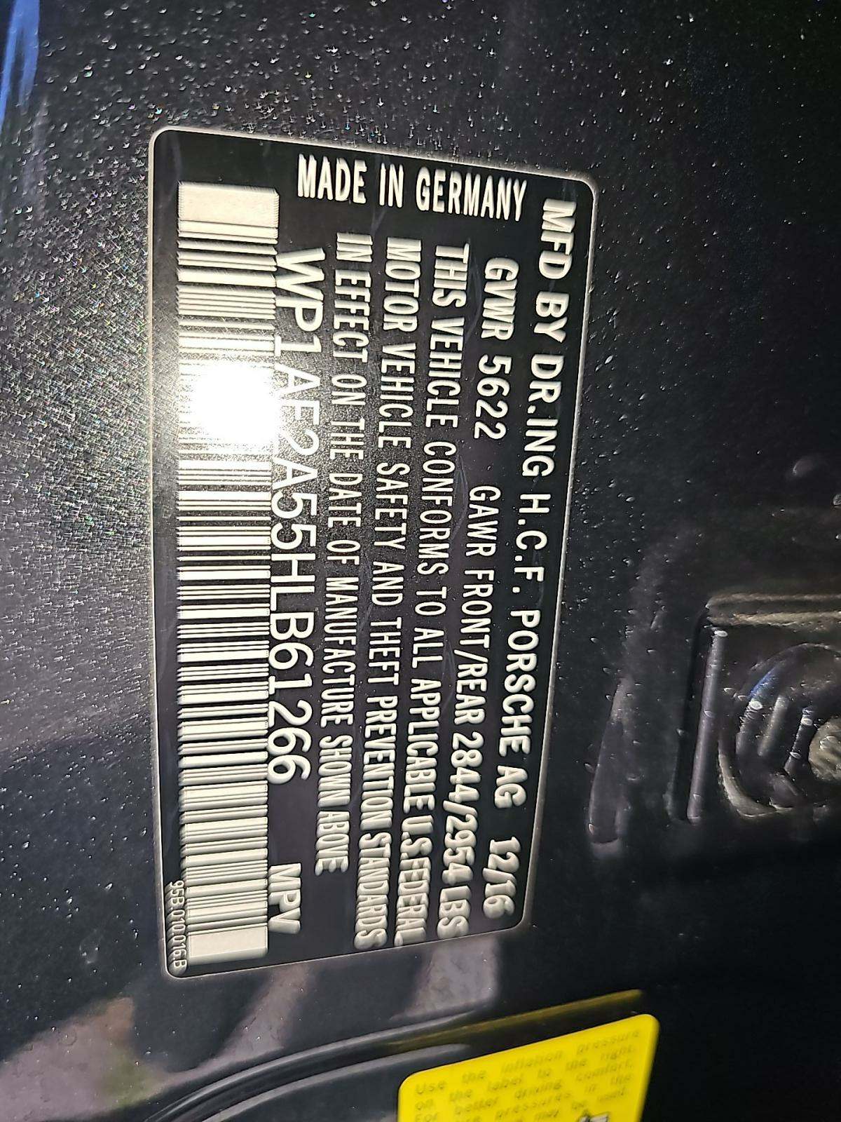 2017 Porsche Macan Turbo AWD