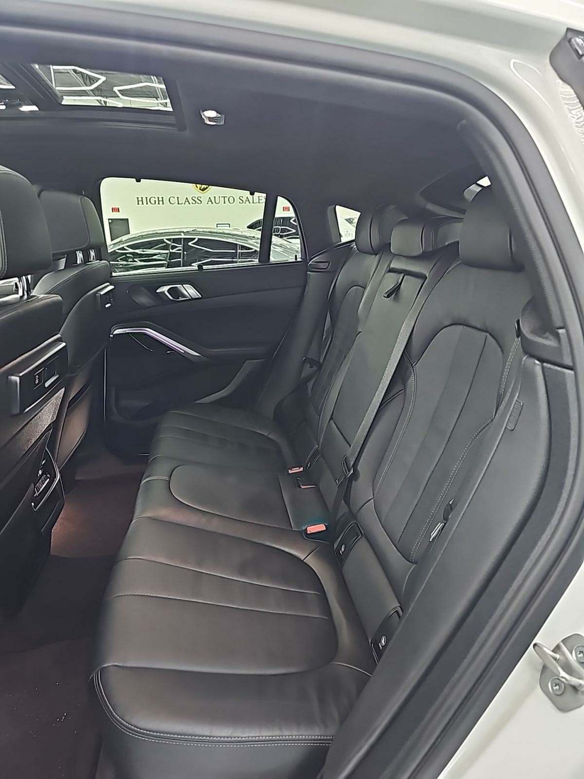 2021 BMW X6 xDrive40i AWD