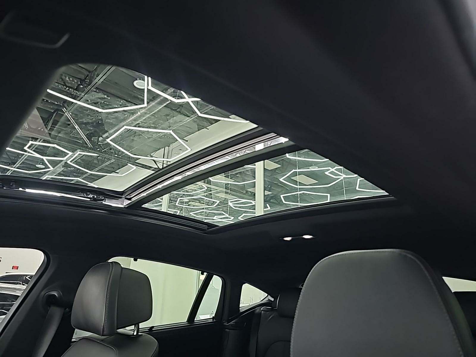 2021 BMW X6 xDrive40i AWD