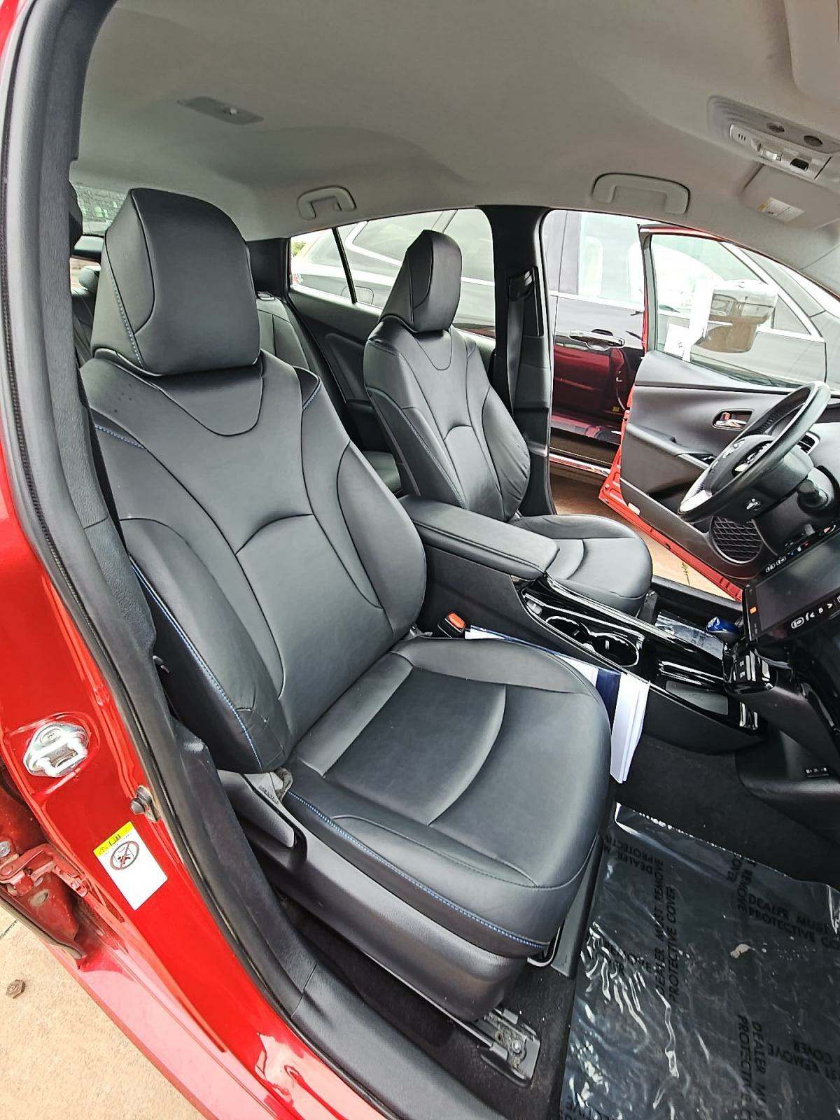 2018 Toyota Prius Four Touring FWD