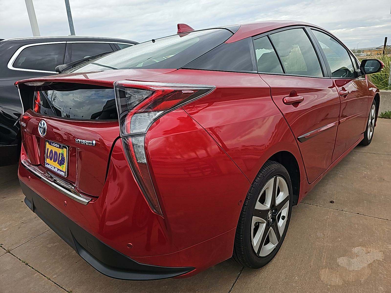2018 Toyota Prius Four Touring FWD