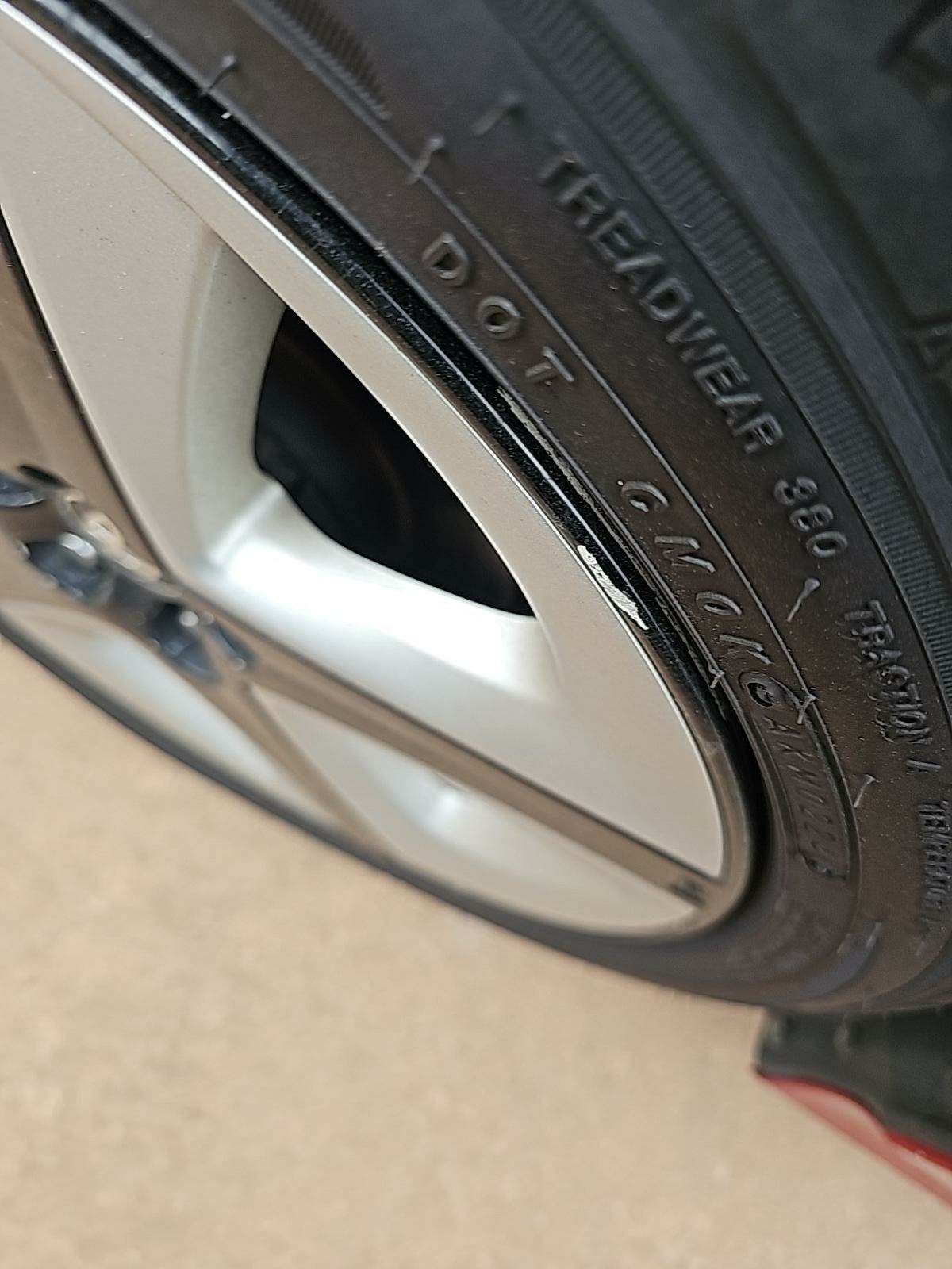 2018 Toyota Prius Four Touring FWD