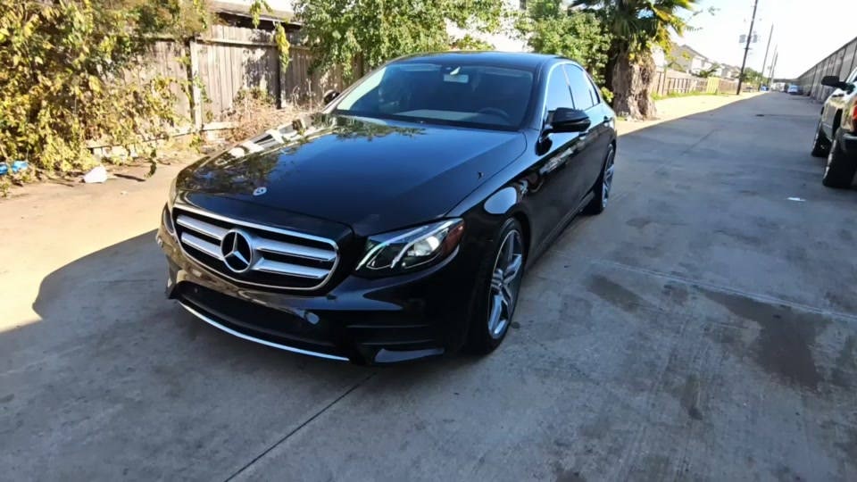 2019 Mercedes-Benz E 300 Sedan