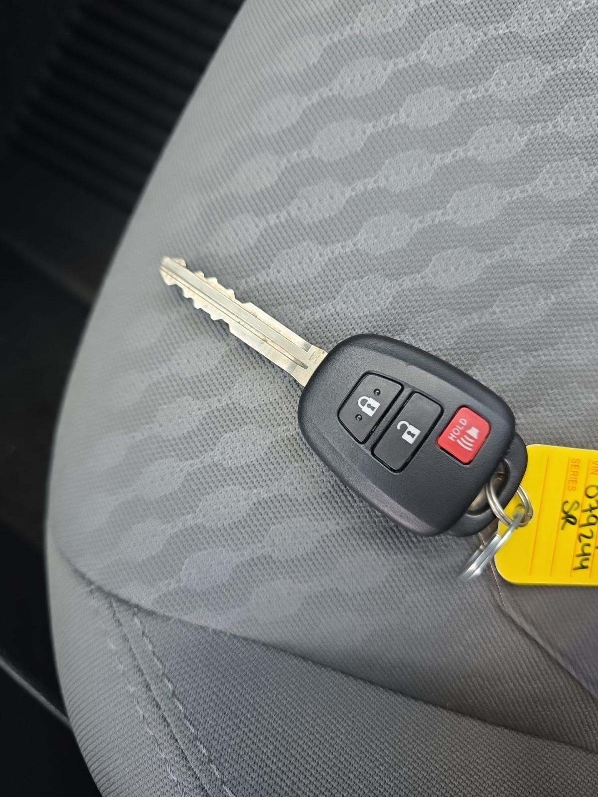 2023 Toyota Tacoma SR RWD