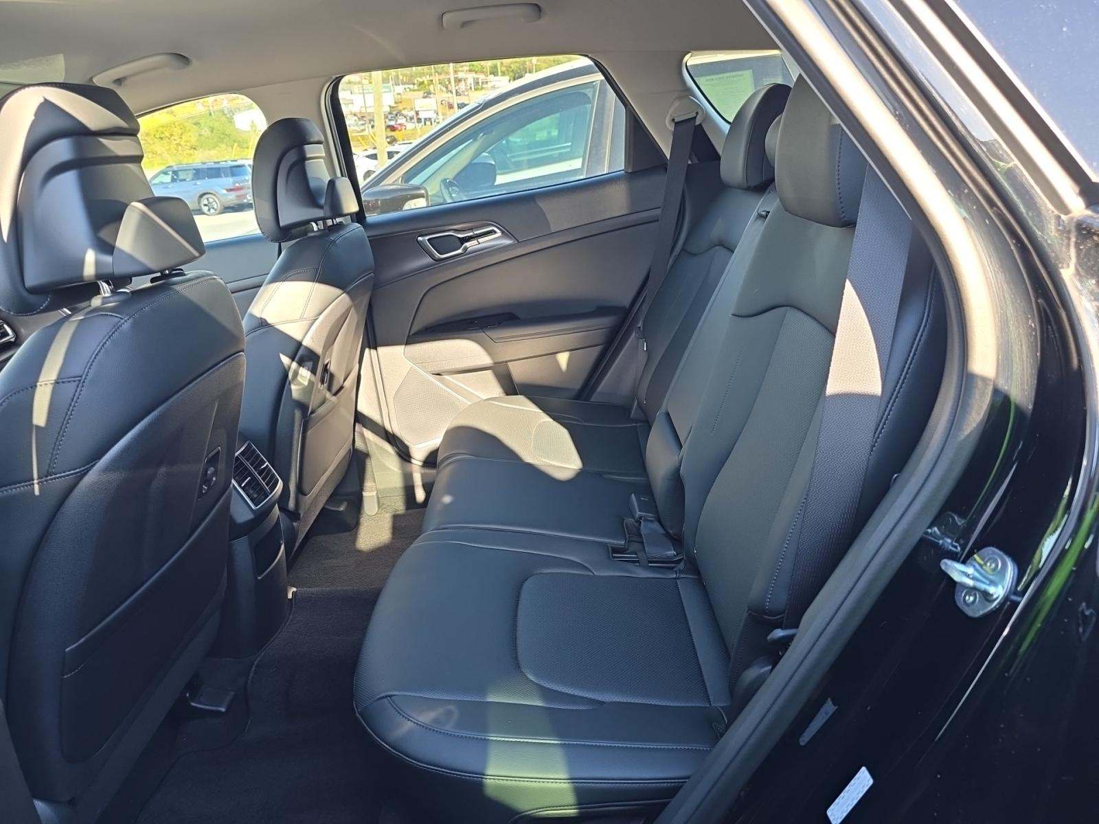 2023 Kia Sportage EX FWD