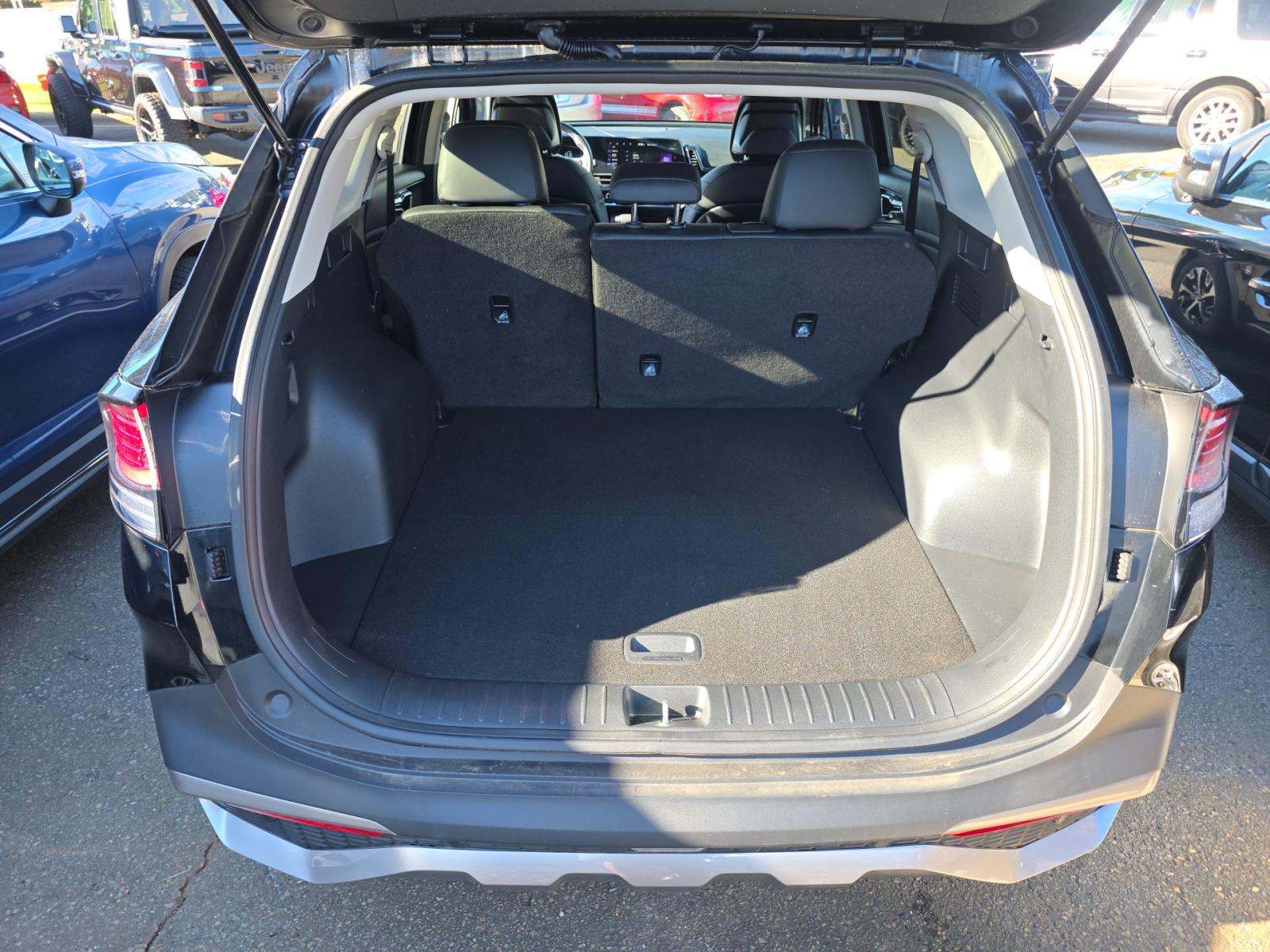 2023 Kia Sportage EX FWD