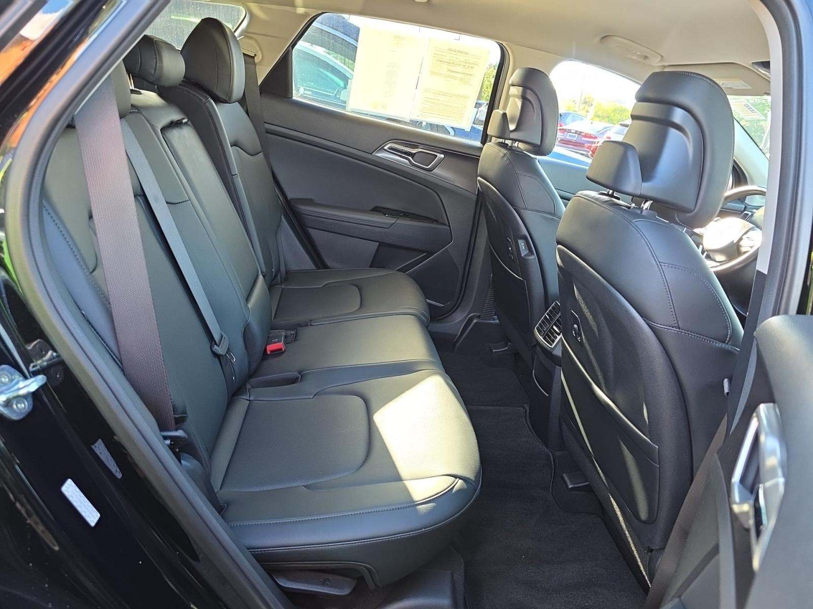 2023 Kia Sportage EX FWD