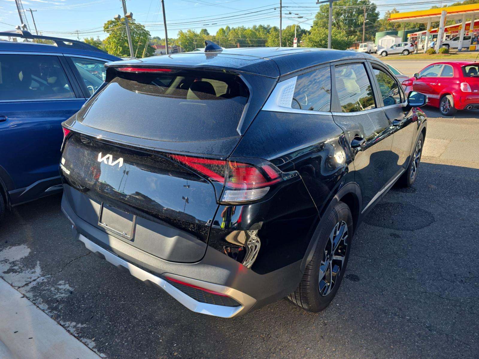 2023 Kia Sportage EX FWD