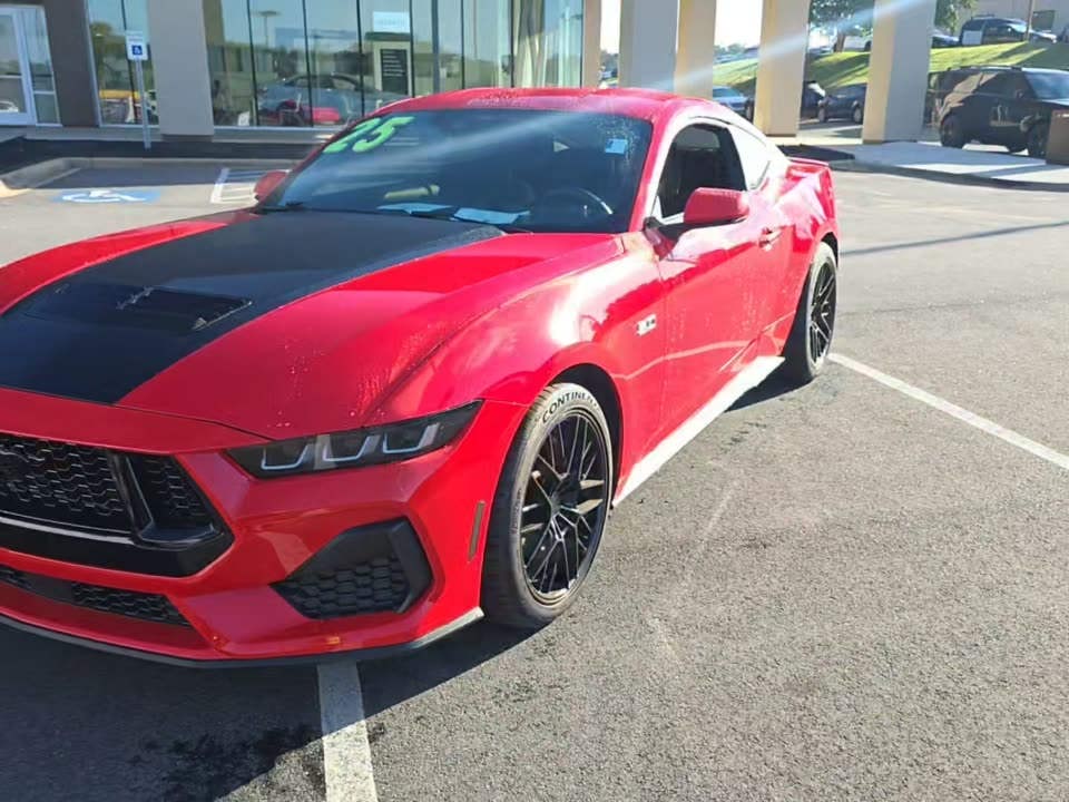 2025 Ford Mustang GT RWD