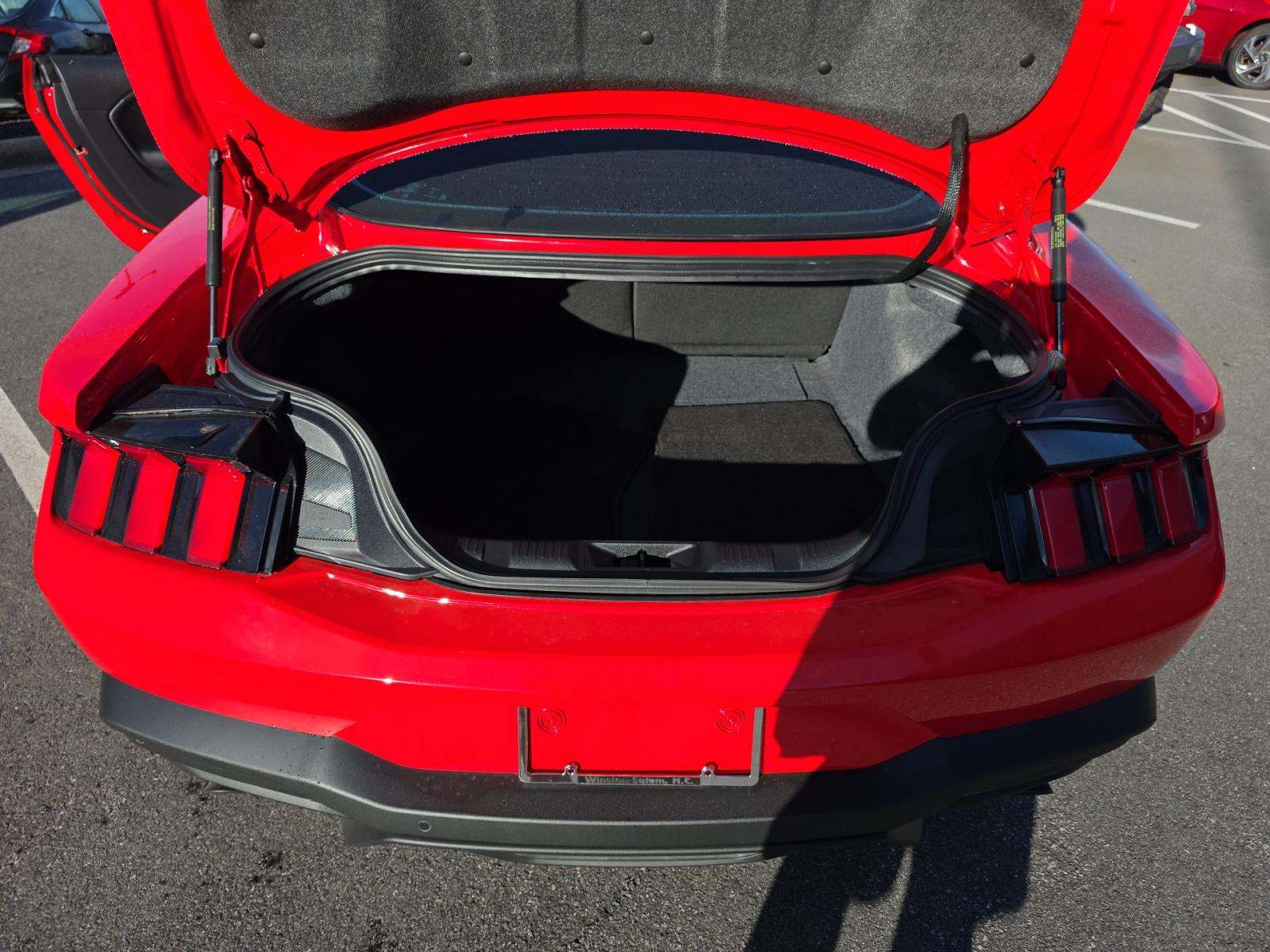 2025 Ford Mustang GT RWD