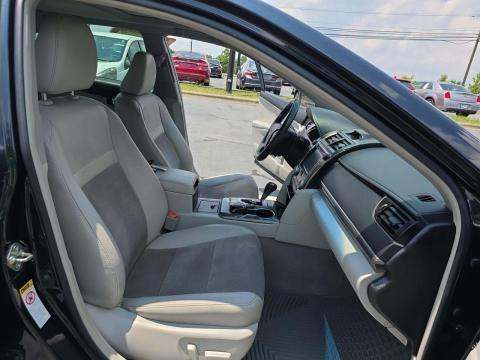 2014 Toyota Camry Hybrid XLE FWD