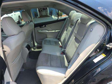 2014 Toyota Camry Hybrid XLE FWD