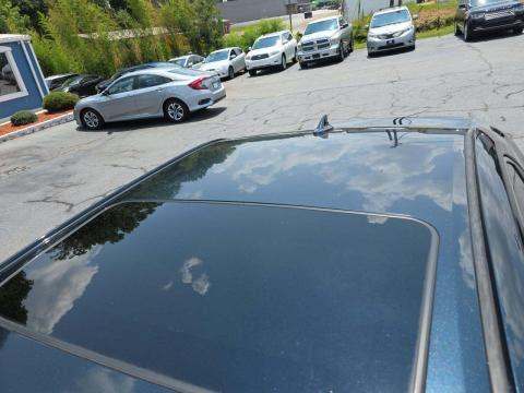 2014 Toyota Camry Hybrid XLE FWD