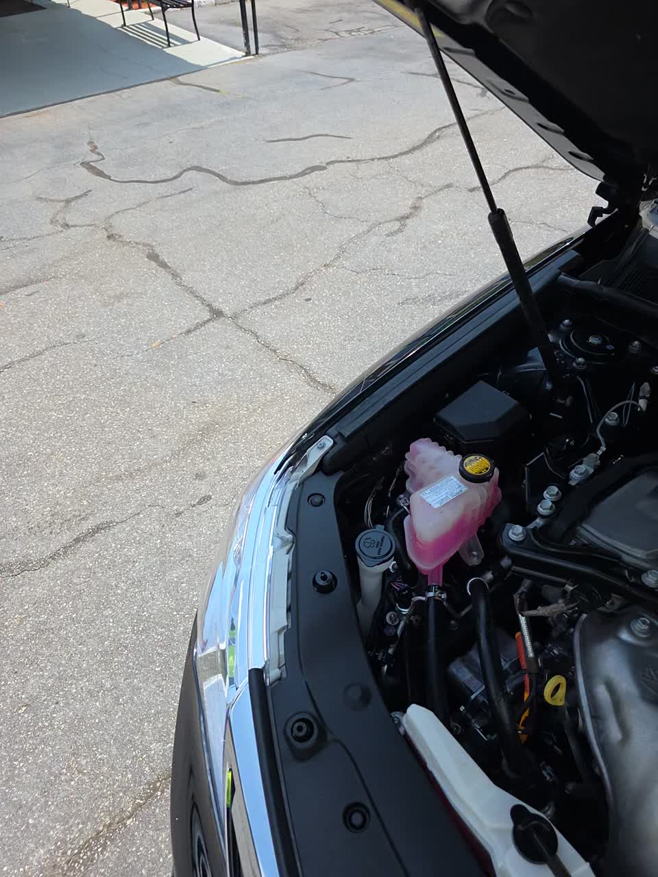 2014 Toyota Camry Hybrid XLE FWD