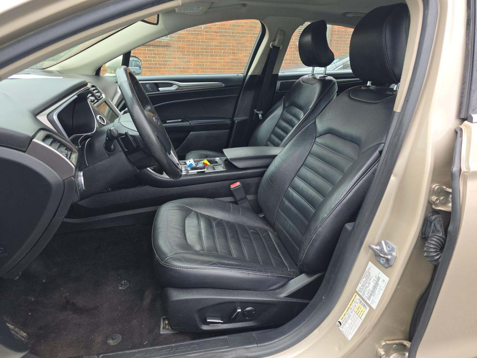 FORD FUSION - 2