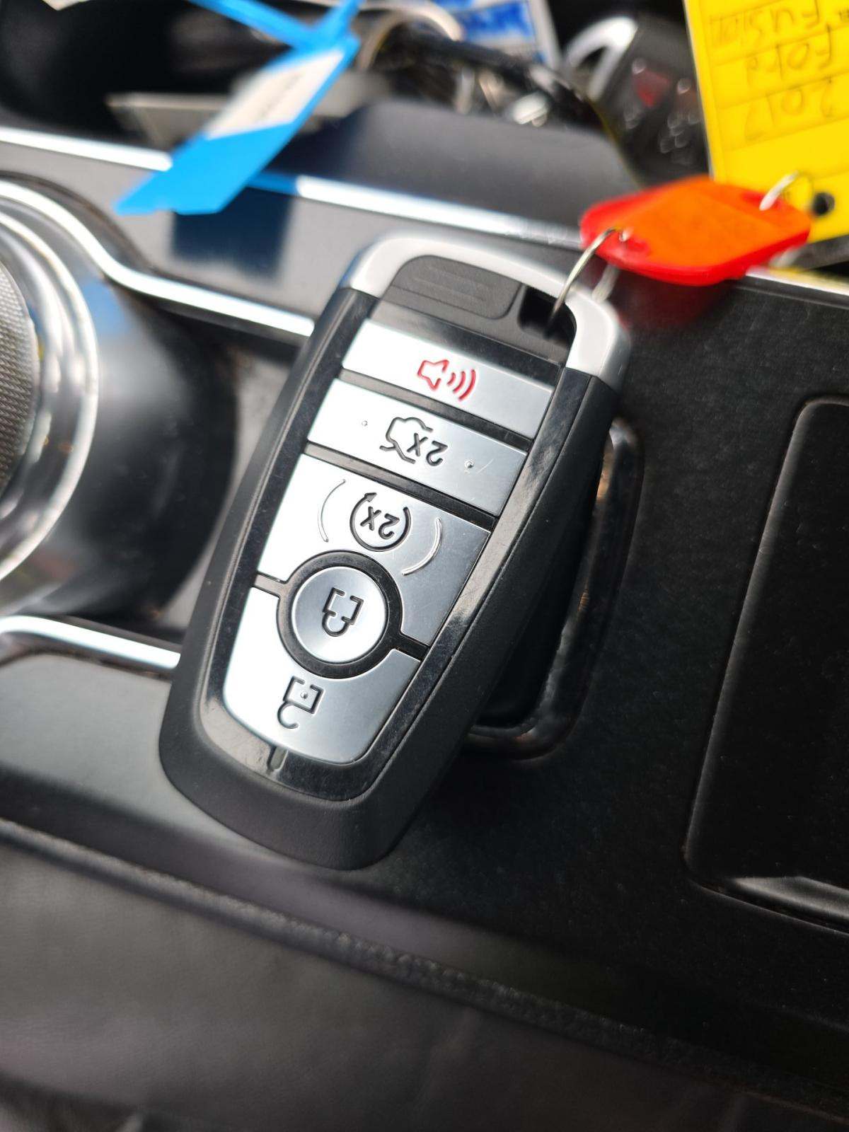 FORD FUSION - 4