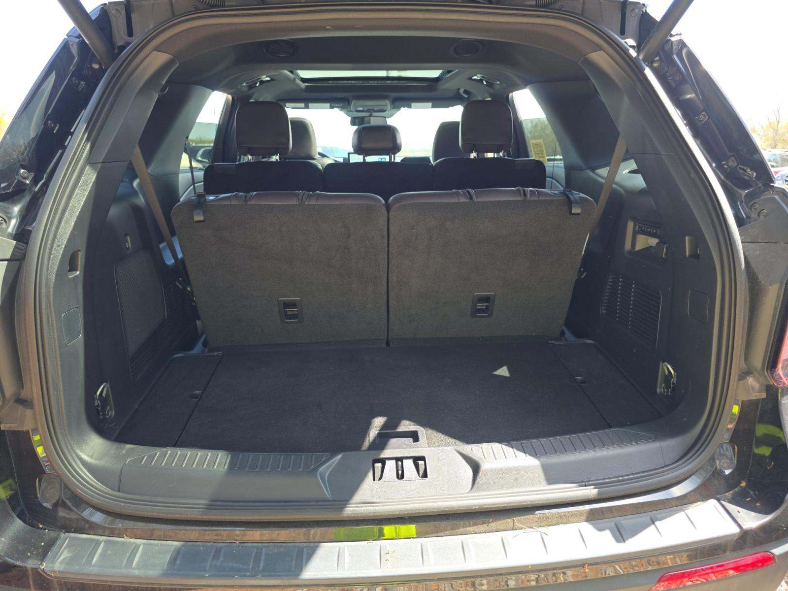 2025 Ford Explorer Platinum AWD