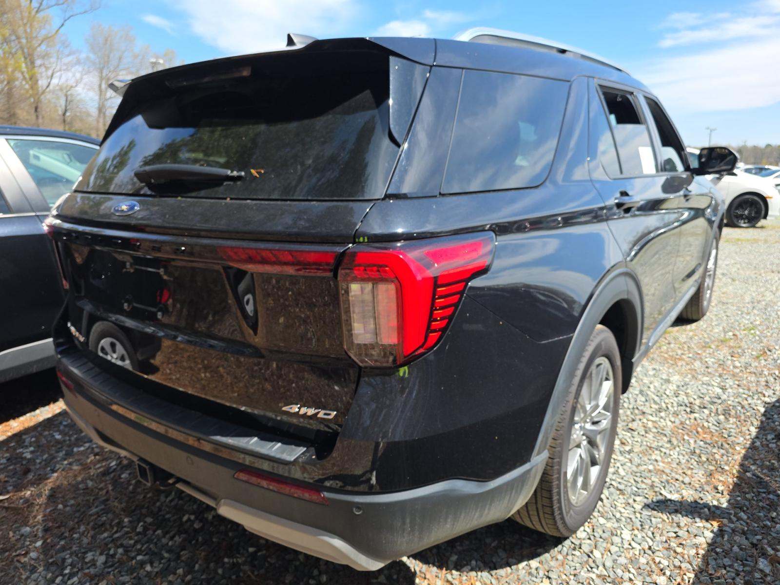 2025 Ford Explorer Platinum AWD