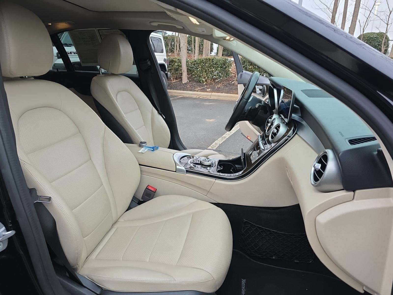 2019 Mercedes-Benz C-Class C 300 RWD