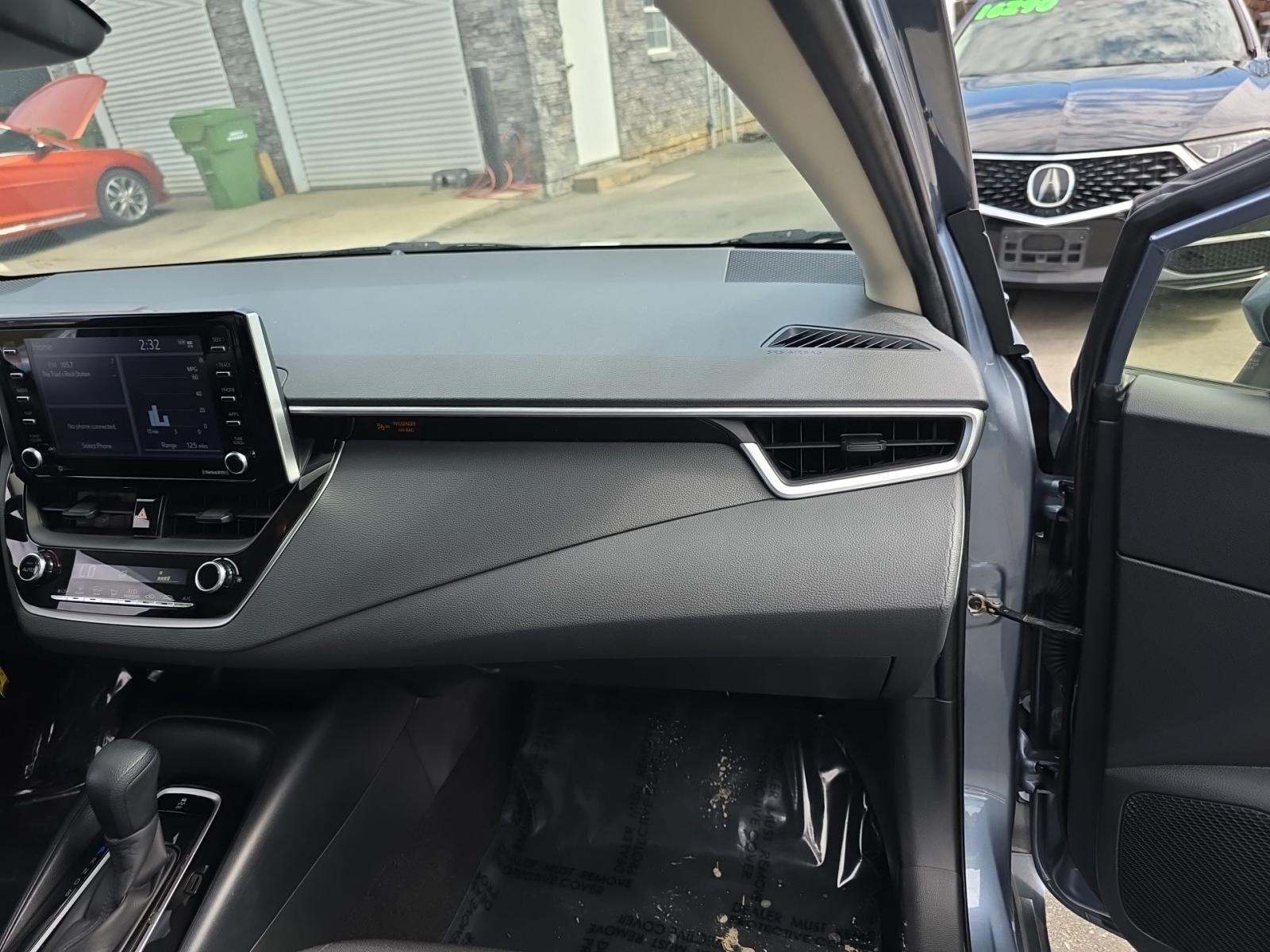 2021 Toyota Corolla LE FWD