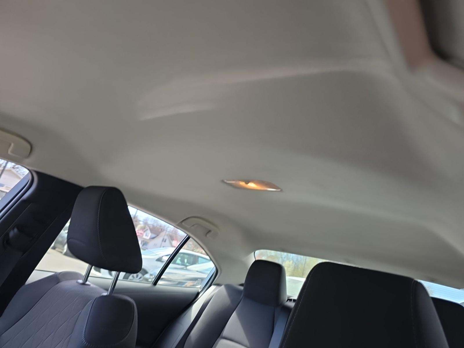 2021 Toyota Corolla LE FWD