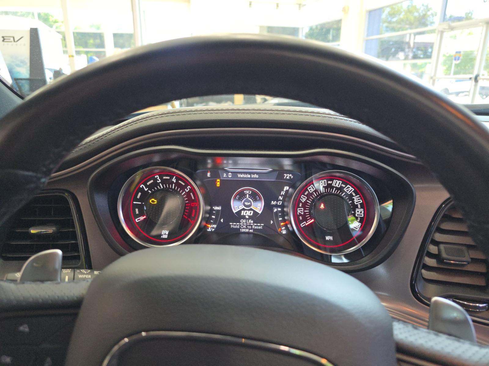 DODGE CHALLENGER - 9