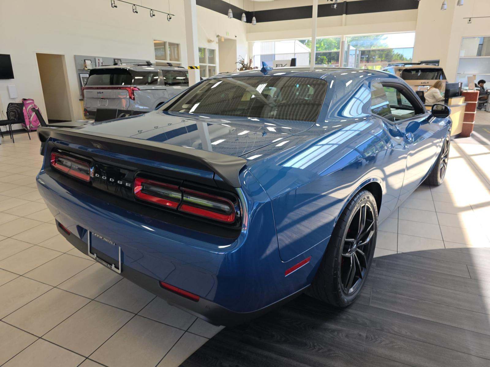 DODGE CHALLENGER - 3
