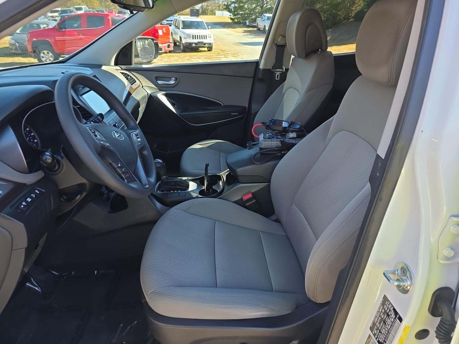 2017 Hyundai Santa Fe Sport Base FWD