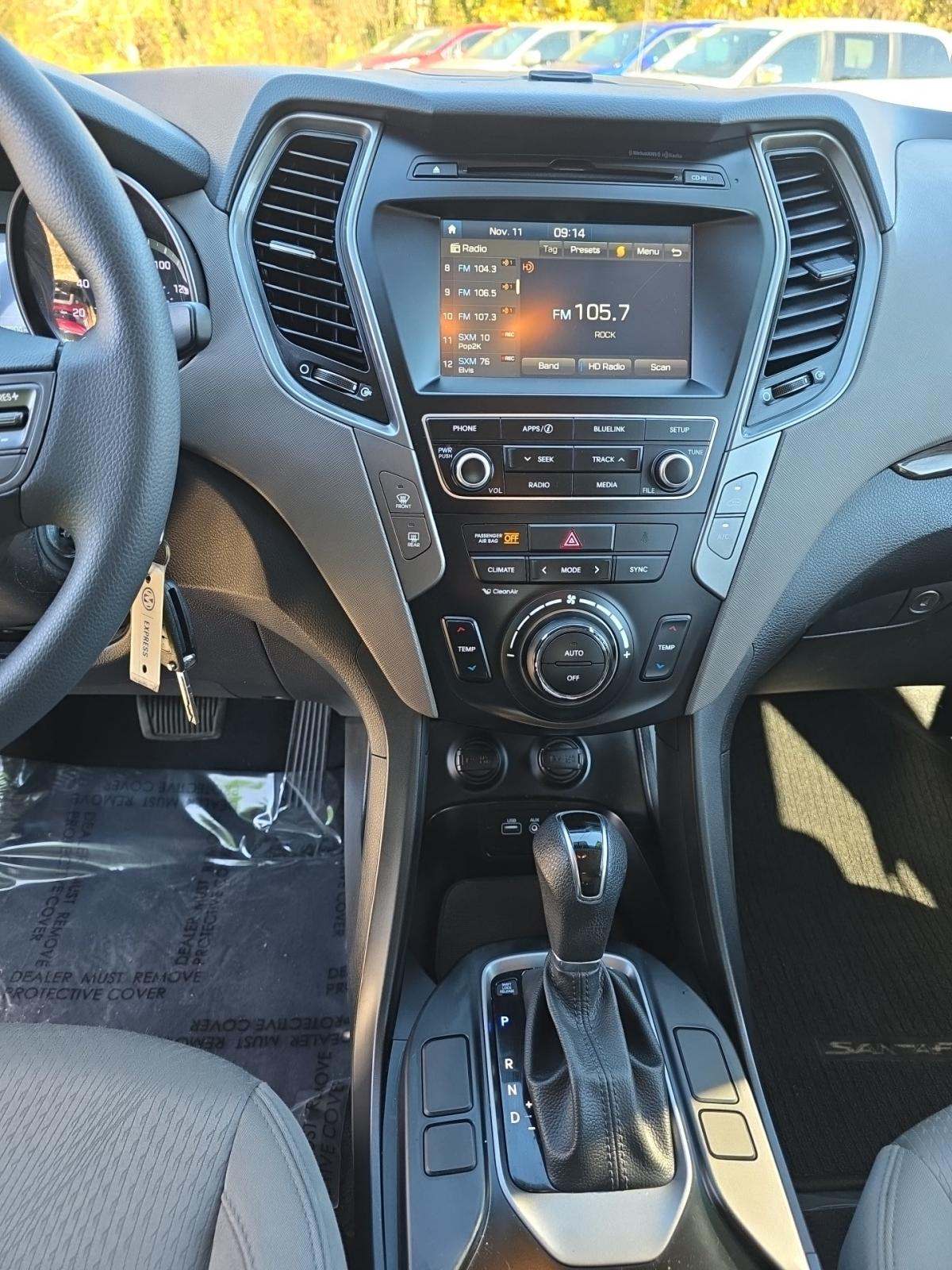 2017 Hyundai Santa Fe Sport Base FWD