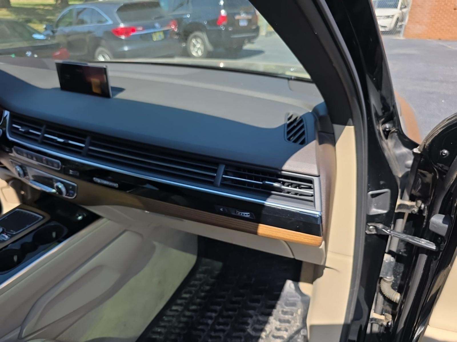 2017 Audi Q7 3.0T Prestige AWD