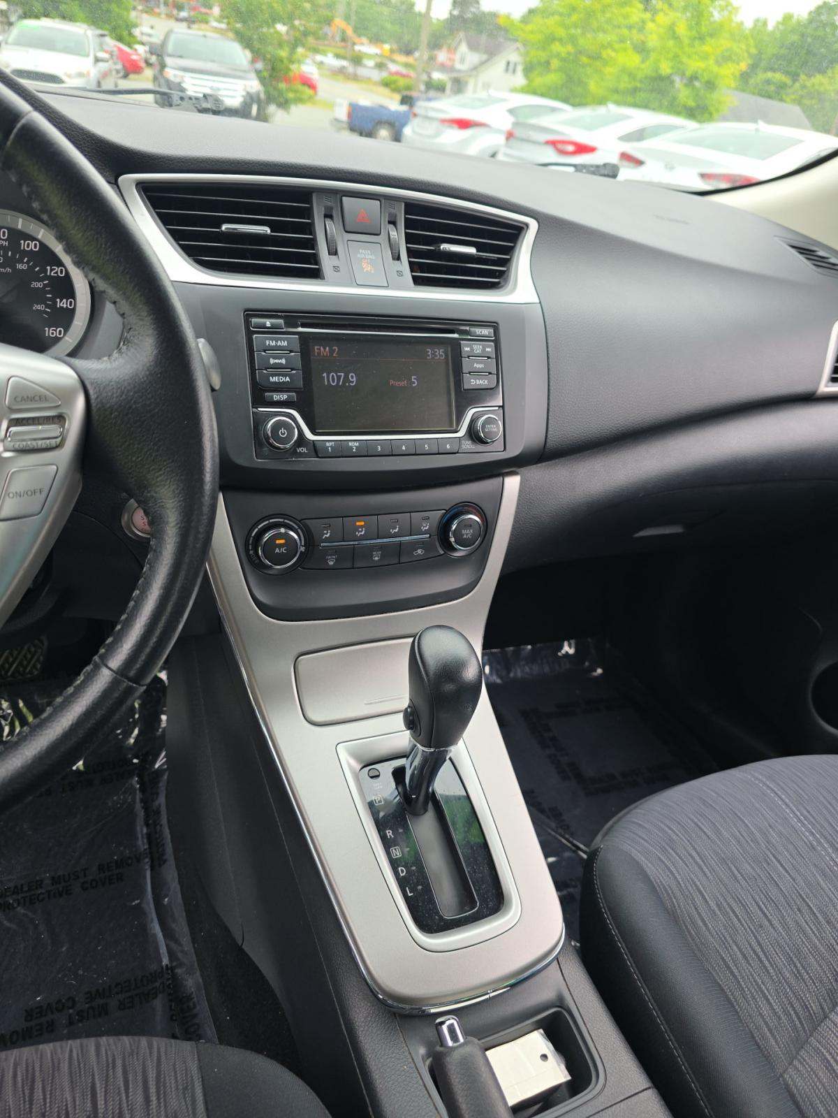 NISSAN SENTRA - 6