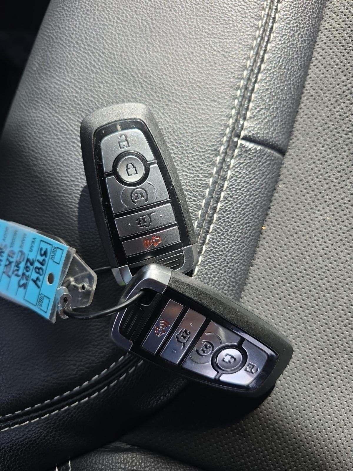 2023 Ford Explorer ST AWD