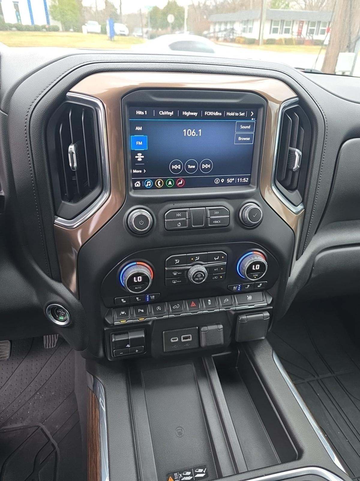 2022 Chevrolet Silverado 1500 High Country AWD