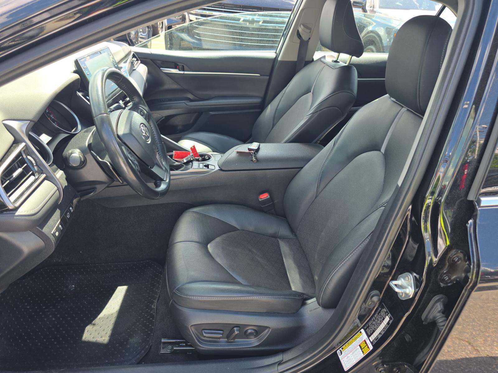 TOYOTA CAMRY - 6