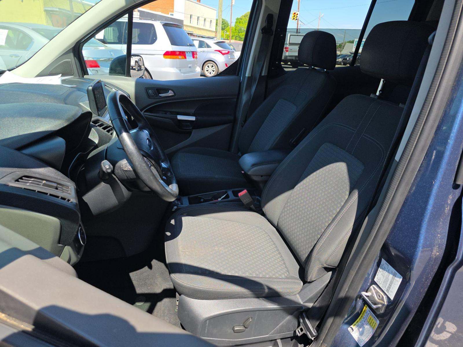 FORD TRANSIT CONNECT - 6