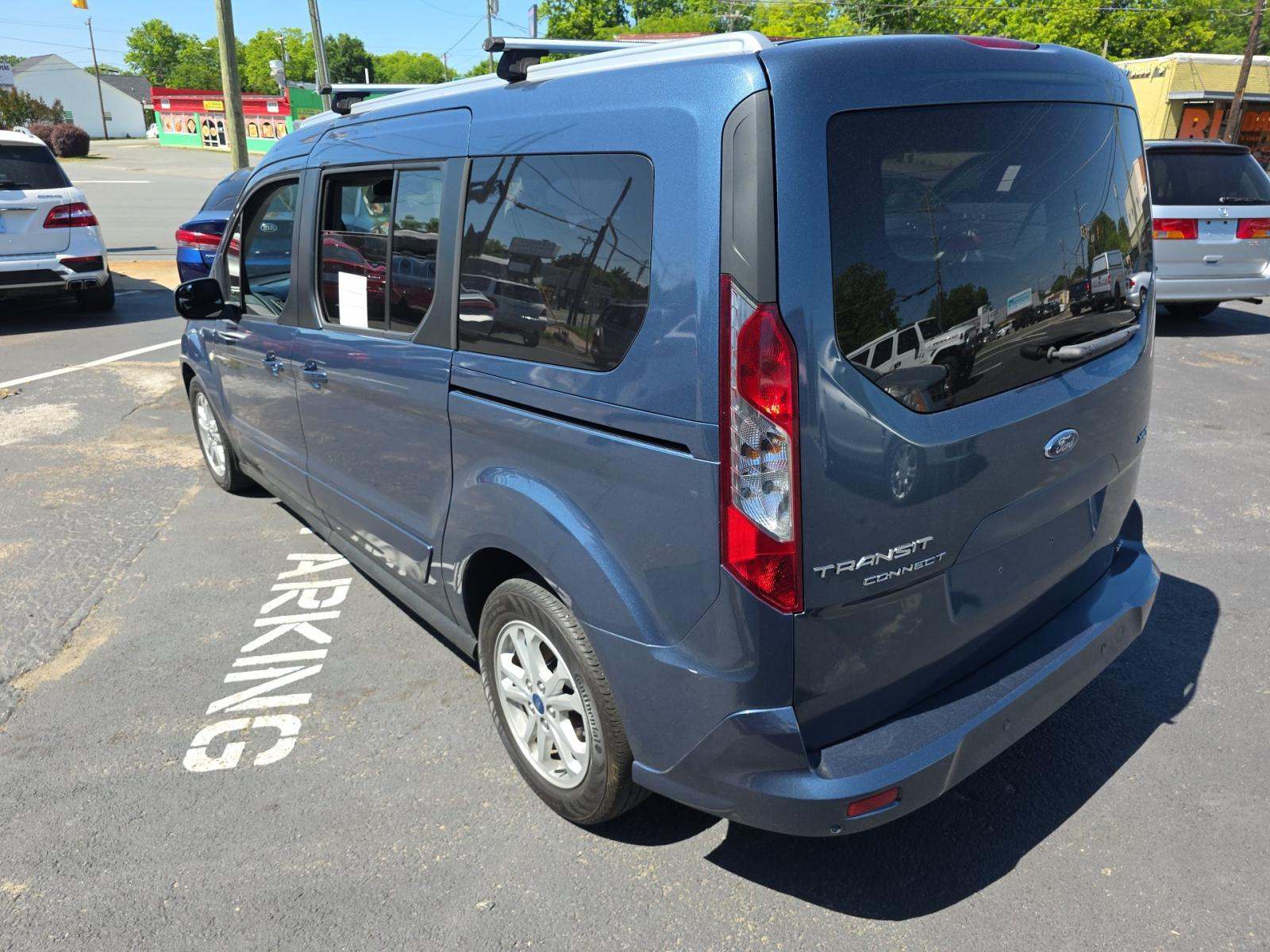 FORD TRANSIT CONNECT - 2